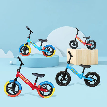 Bicicleta de equilíbrio de 12 polegadas para meninos e meninas de 2 a 6 anos, sem pedal, bicicleta de treinamento com assento de guidão ajustável, brinquedos esportivos ao ar livre